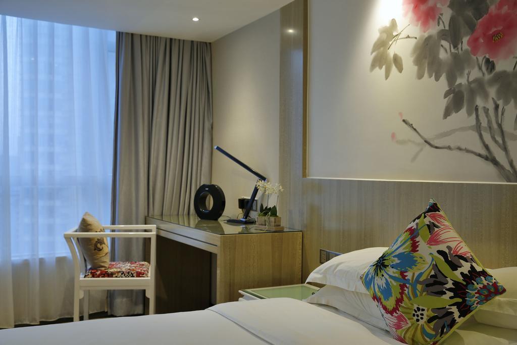 Paco Hotel Beijing Road Tuan Yi Da Metro Kanton Exterior foto