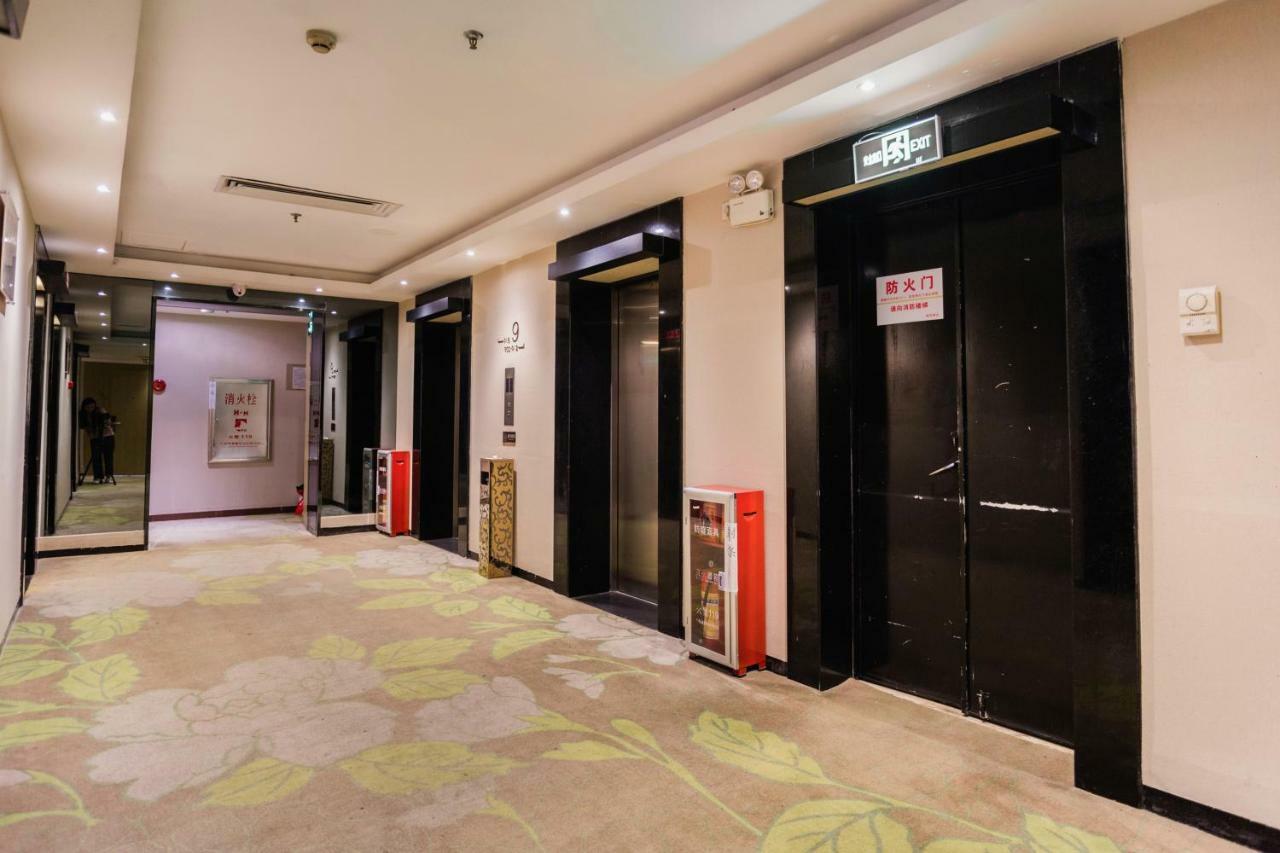 Paco Hotel Beijing Road Tuan Yi Da Metro Kanton Exterior foto